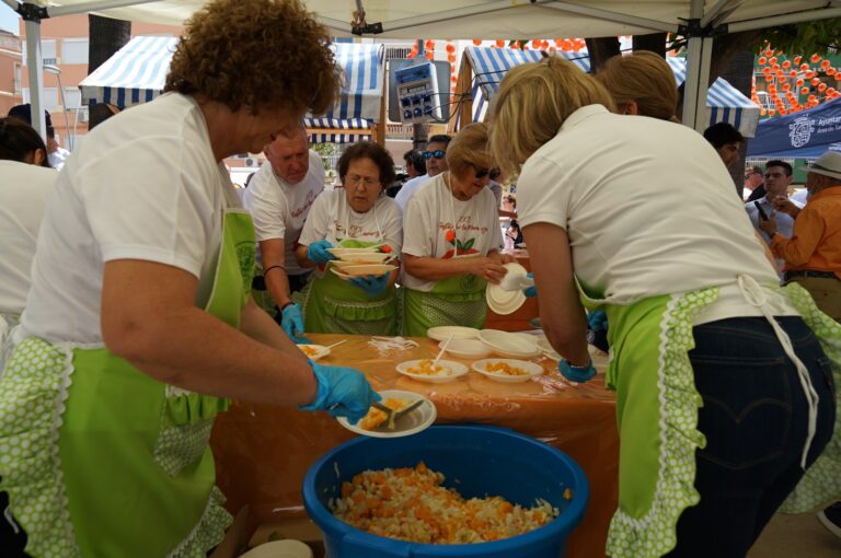 Coín prepara 4.000kg de naranjas para celebrar este domingo la XXV Fiesta de la Naranja