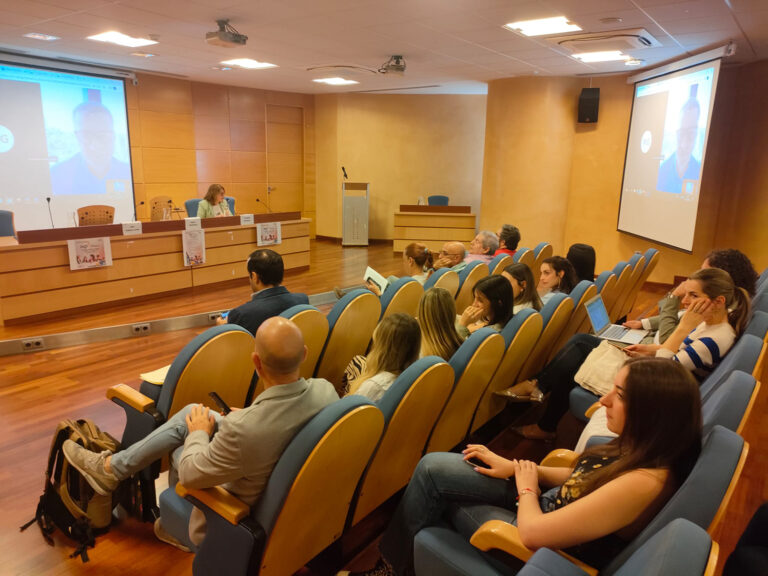 La Universidad de Jaén presenta la plataforma DIGITASWeb.es sobre salud mental en adolescentes
