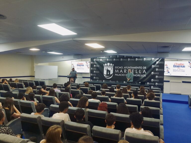 El servicio de asesoramiento para el intercambio y voluntariado europeo atiende desde su puesta en funcionamiento a un millar de jóvenes