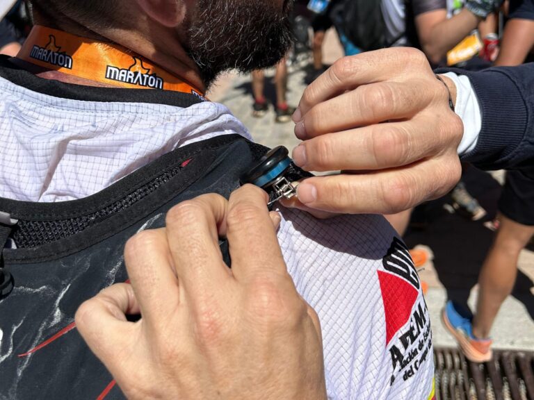 Un estudio realizado por el servicio de dermatología del Hospital Universitario de Marbella revela un alto riesgo de cáncer de piel en corredores de montaña por radiación UV