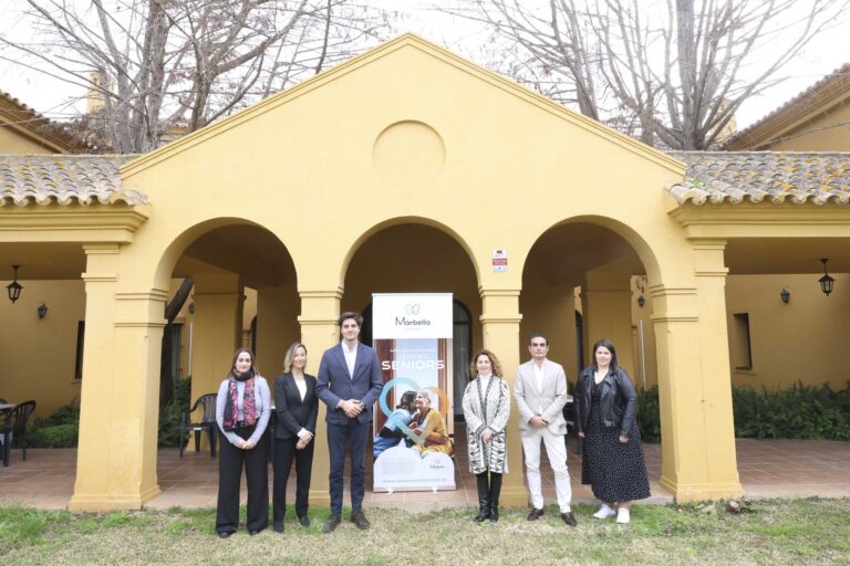 Las prácticas sociosanitarias del programa de empleo en Marbella benefician a 45 desempleados