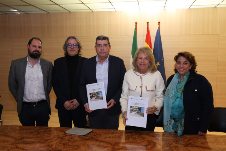 La alcaldesa de Marbella anuncia un registro municipal para regular las viviendas turísticas