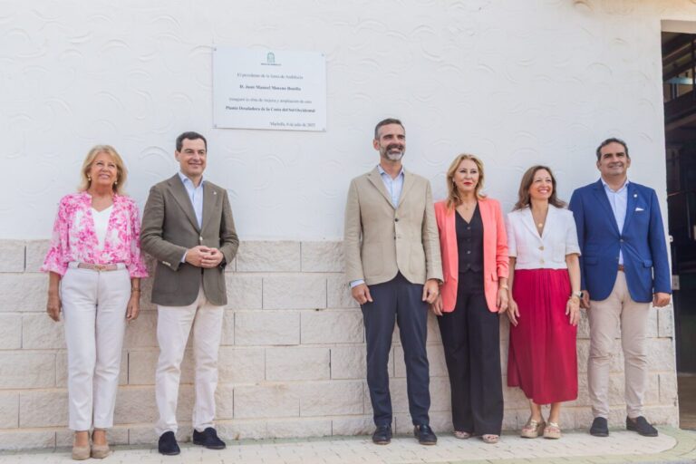 Juanma Moreno inaugura la ampliación de la Desaladora de Marbella hasta su capacidad máxima de 20 hm³