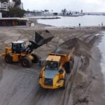 Marbella inicia trabajos de emergencia en las playas de El Faro y La Fontanilla tras reducirse su anchura a tres metros por los temporales Foto_playa 1
